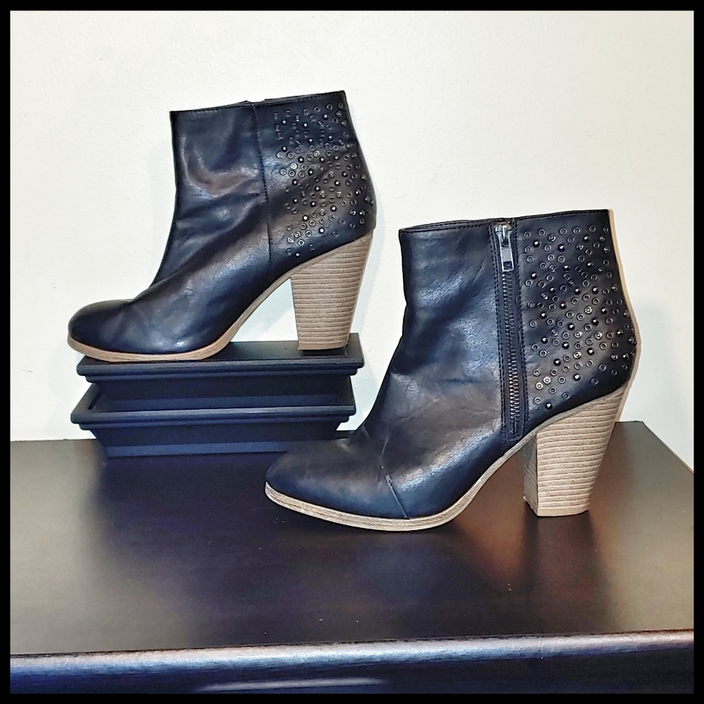 Rampage "Valorie" Studded Ankle Booties 9.5 - Picture 2 of 14